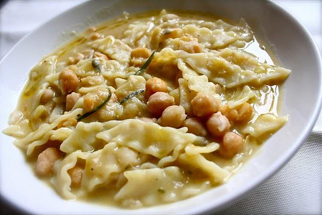 pasta e ceci con patate