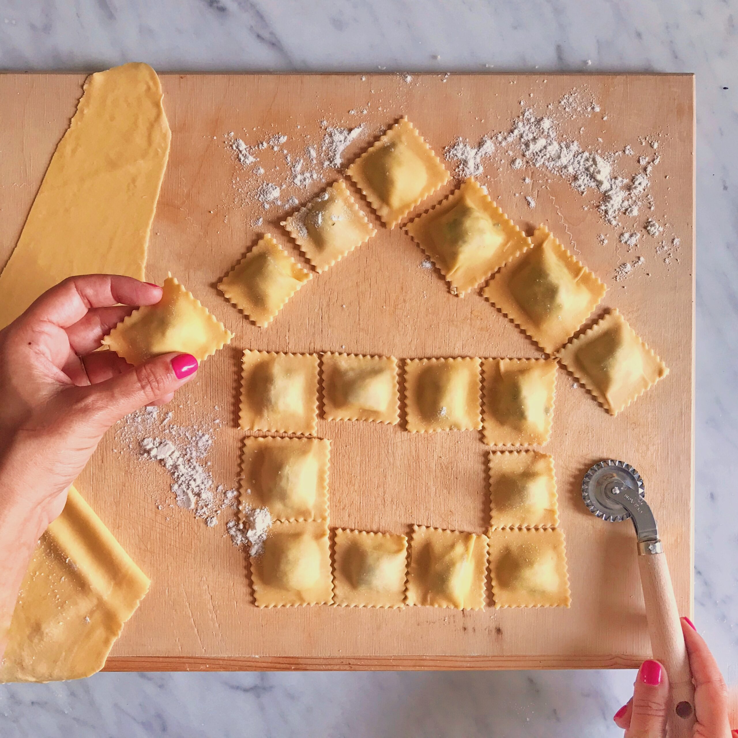 Mani in Pasta: il tuo percorso di comunicazione online_francesca gonzales_spadelliamo